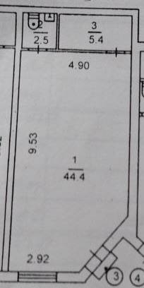 Продаётся капитальное коммерческое помещение по ул. Челюскинцев