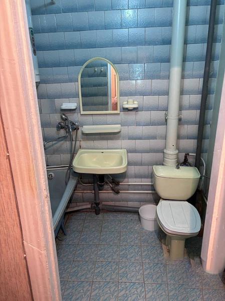 Продаётся 1-комнатная квартира, Мед институт