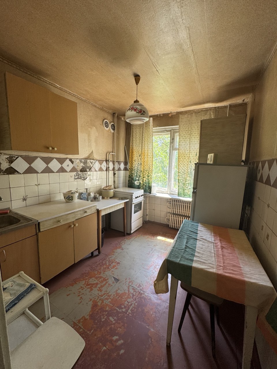 Продается 2-комнатная квартира, ул. Дзержинского