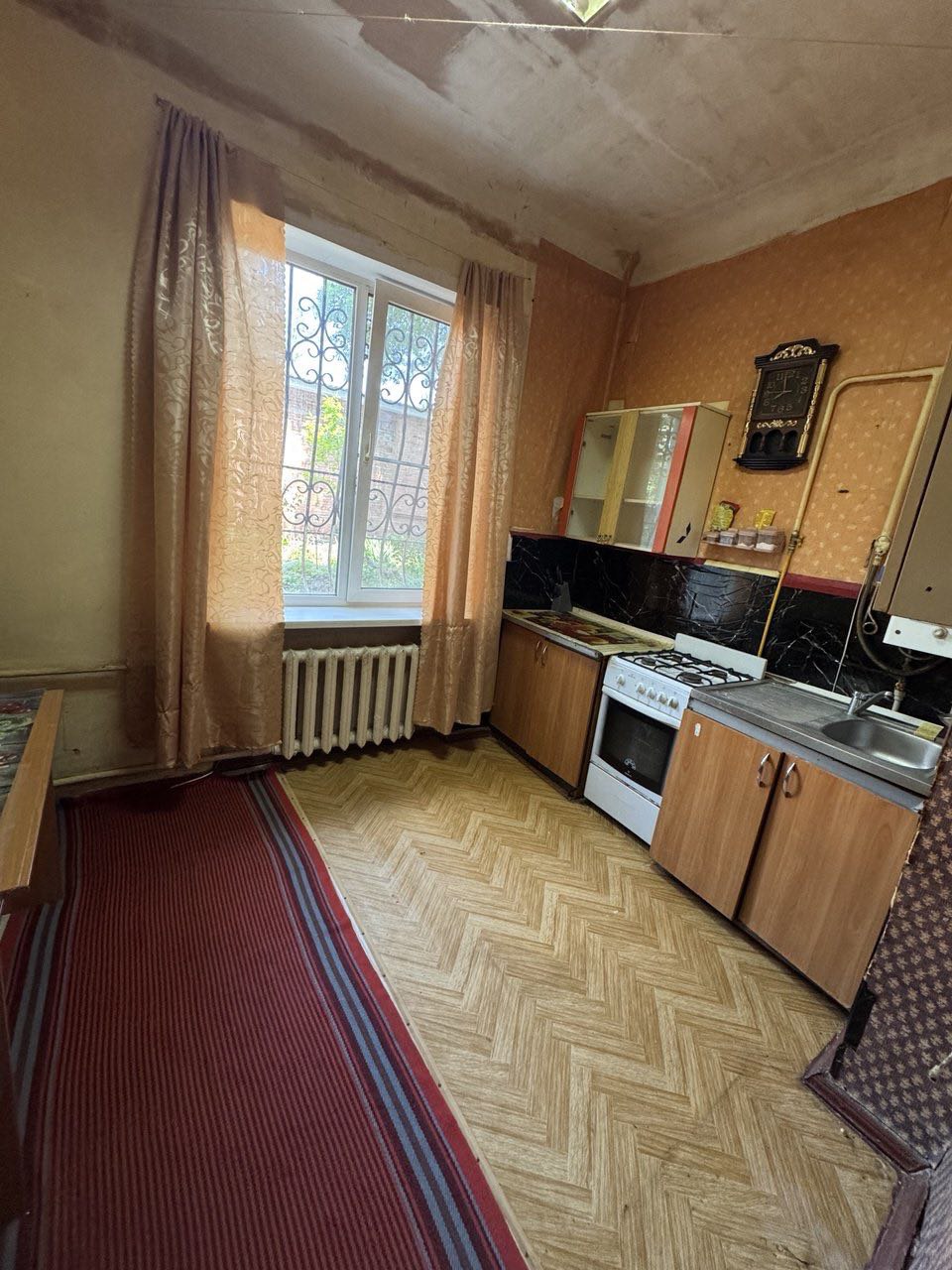 1 комнатная крупногабаритная квартира