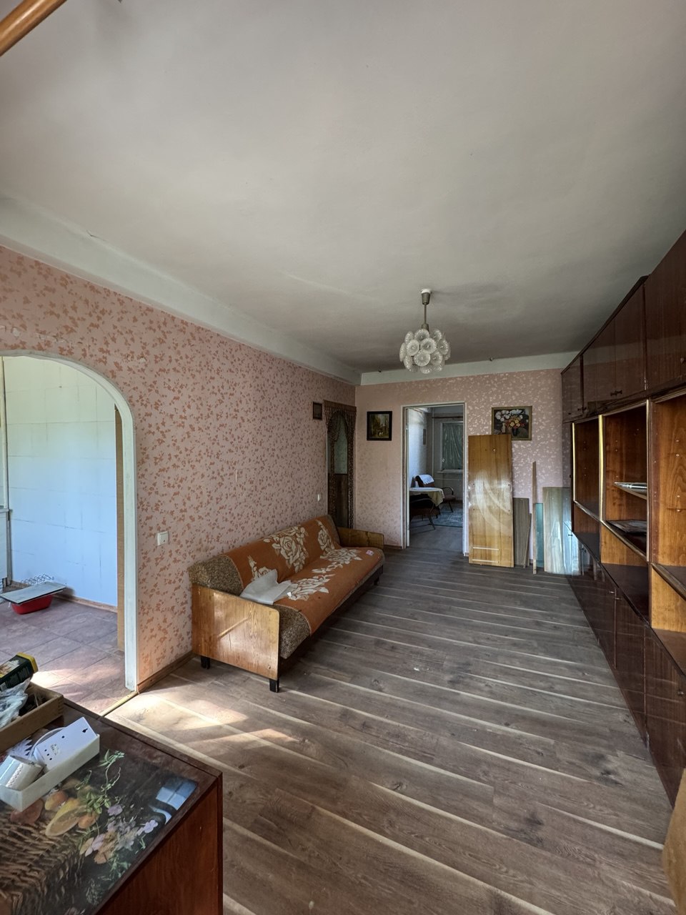 Продается 3-комнатная квартира + гараж в Киевском районе, больница Вишневского 