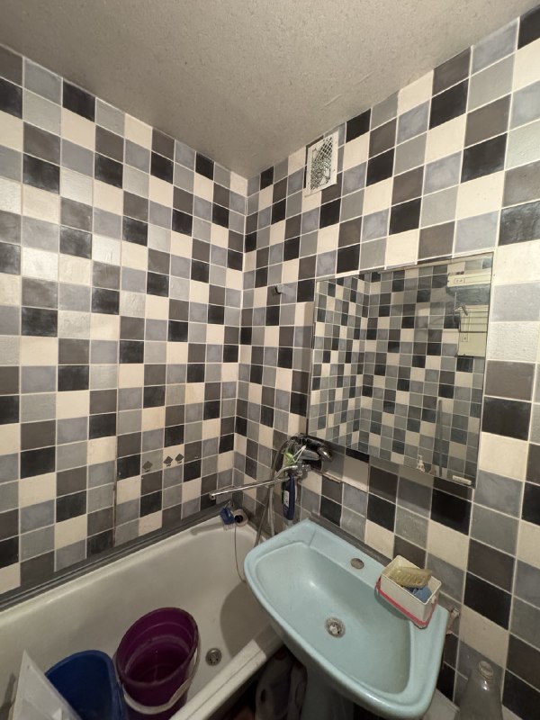 3 комнатная квартира на Батищева