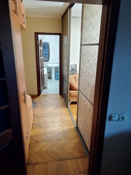 Двухкомнатная на Мединституте Калининский 