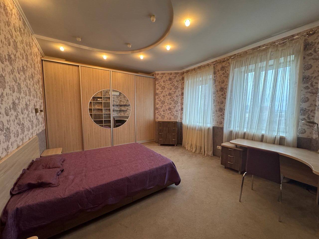 Двухкомнатная в Замковом 90 м2