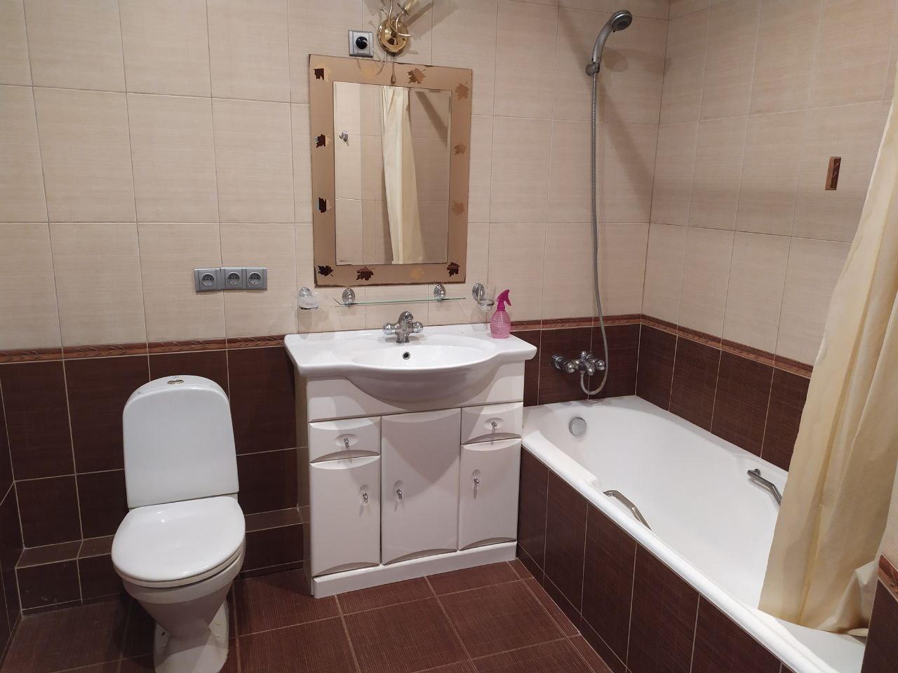 Трехкомнатная на бульваре Пушкина 78 м2