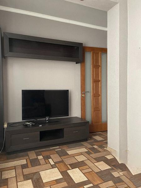 Продаётся 3-комнатная квартира, Куйбышевский район, ул. Словацкая