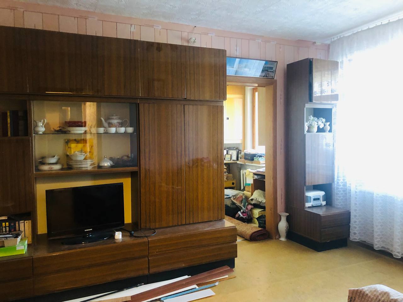 Трехкомнатная на Политбойцов по хорошей цене 