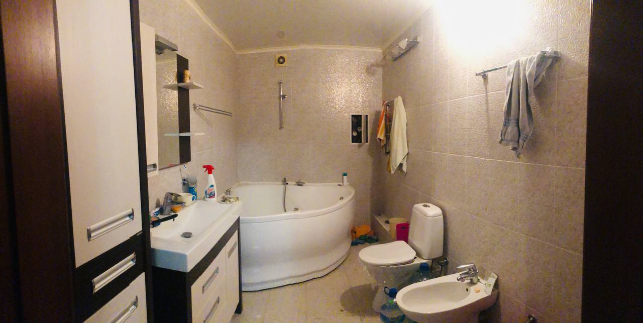 Четырехкомнатная на Челюскинцев 150 м2